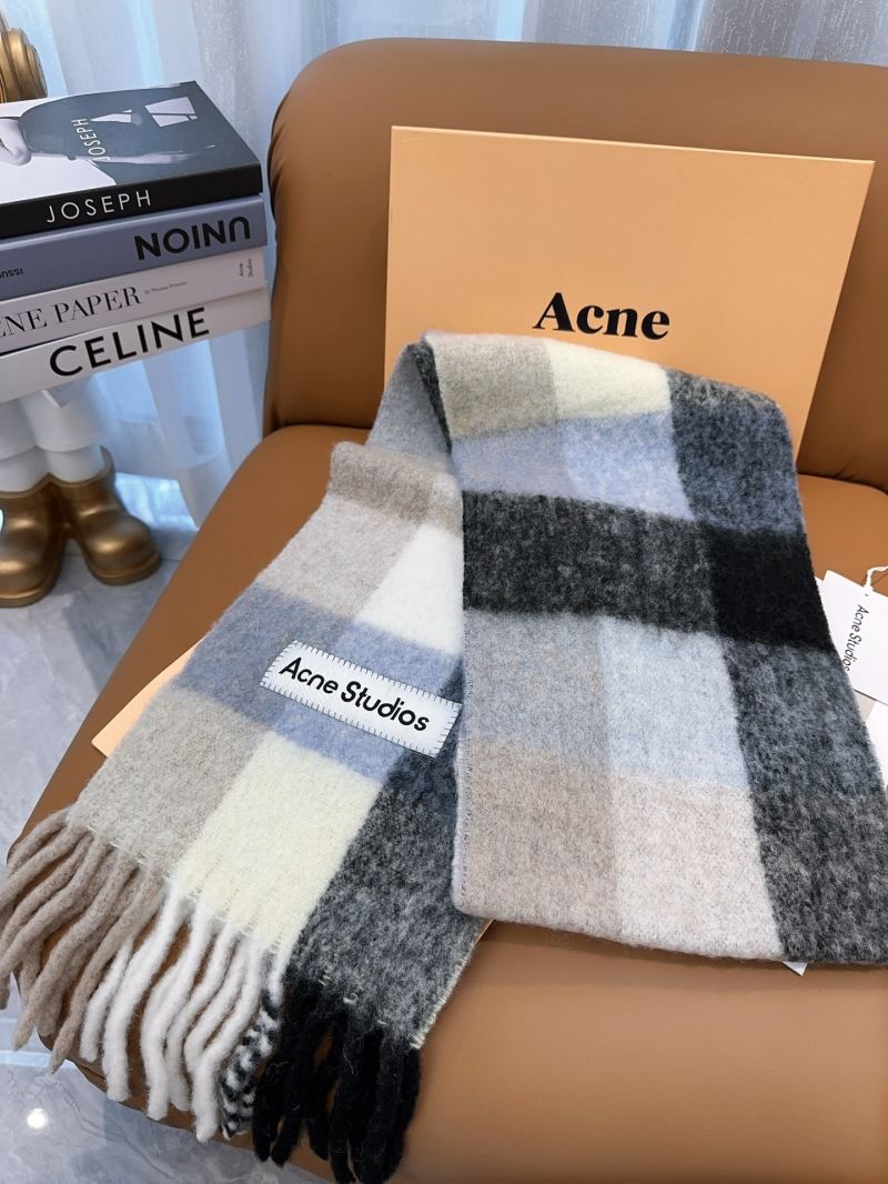 Acne Scarf